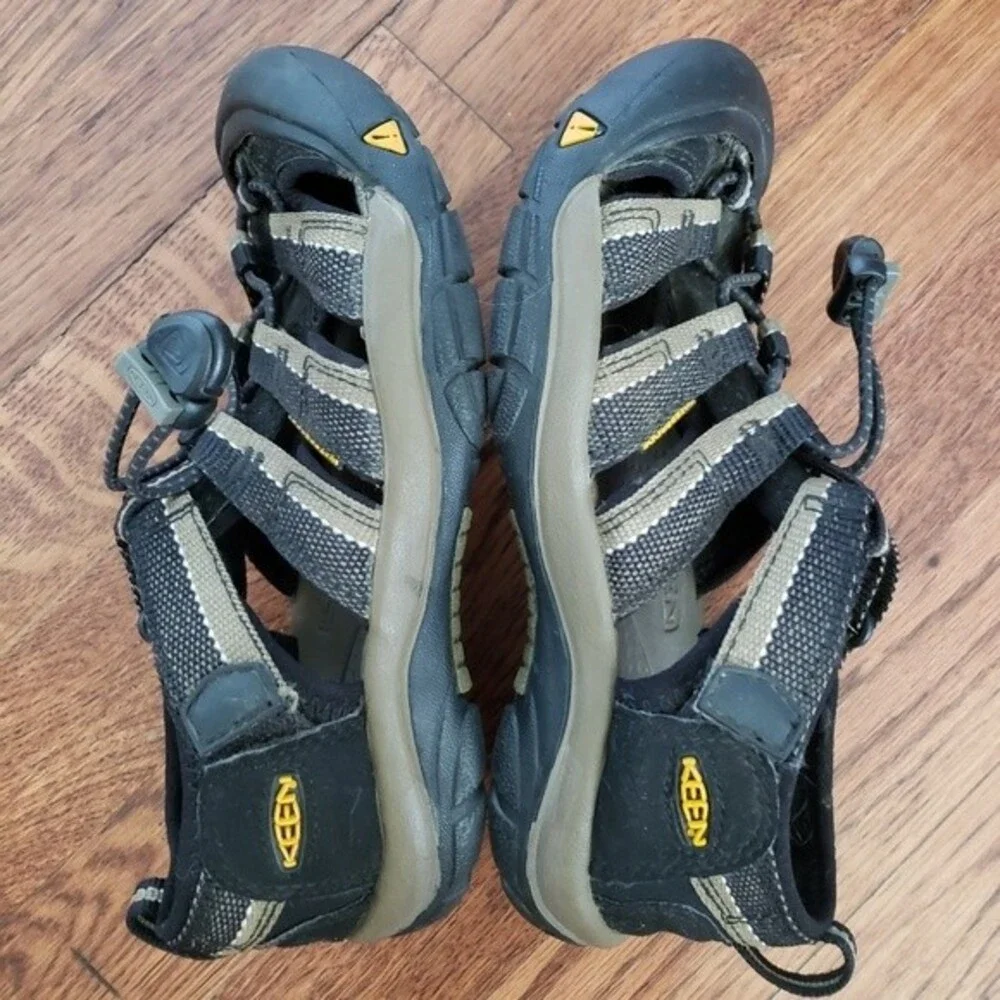KEEN Newport H2 Sandals Youth Size 2
